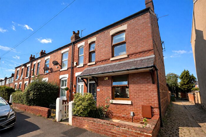 3 Bedroom End Of Terrace House For Sale In Elm Road South, Stockport, SK3