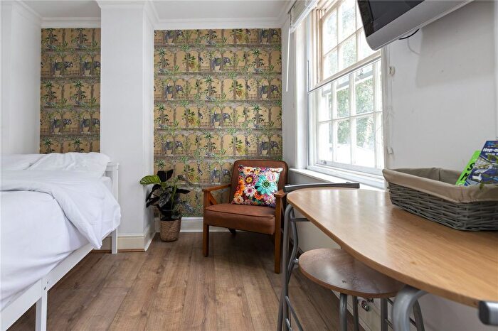 Studio To Rent In Alie Street, Wapping, E1