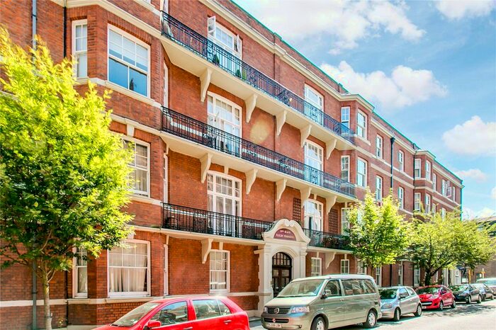 4 Bedroom Flat To Rent In Rugby Mansions, Bishop King's Road, London, W14