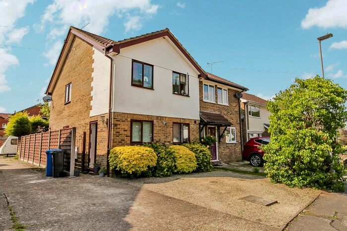 3 Bedroom Semi-Detached House To Rent In Crusader Road, Bournemouth, Dorset, BH11