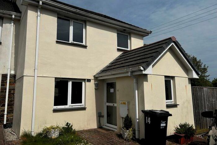 3 Bedroom Property To Rent In Stevens Court, St. Austell, PL26