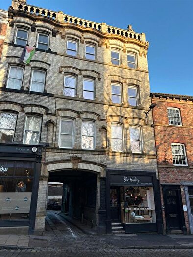 2 Bedroom Flat To Rent In Varvills Court, York, YO1