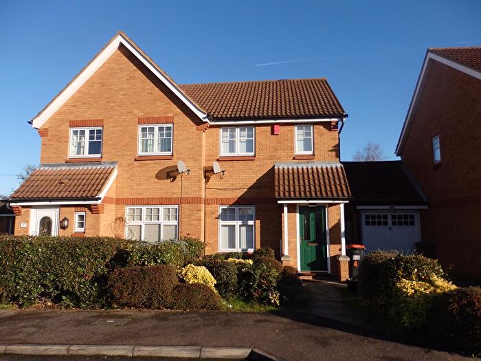 2 Bedroom Property To Rent In Voyce Way, Bedford, MK42