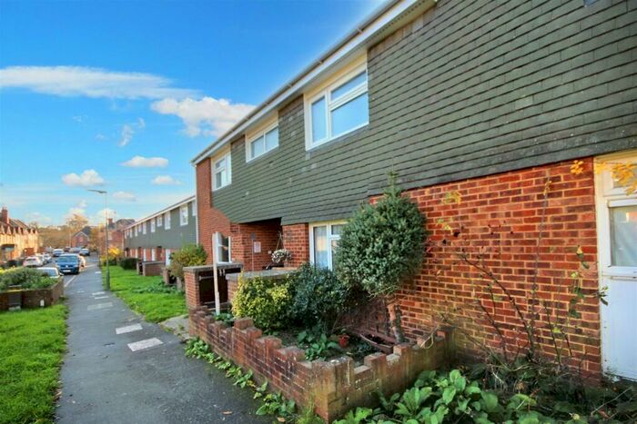 1 Bedroom Flat To Rent In Falcon Road, Guildford, GU1