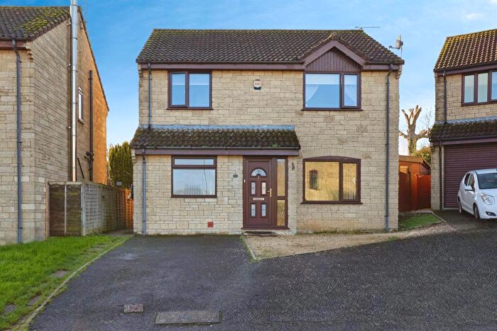 4 Bedroom Detached House For Sale In Robinson Heights, Stalbridge, Sturminster Newton, DT10