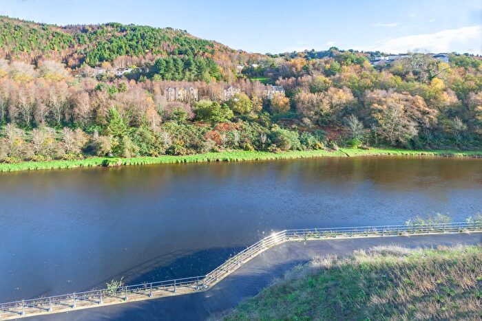 1 Bedroom Flat To Rent In Morfa Road, Swansea, SA1