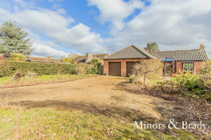 2 Bedroom Detached Bungalow For Sale In Bilney Road, Gressenhall, NR20