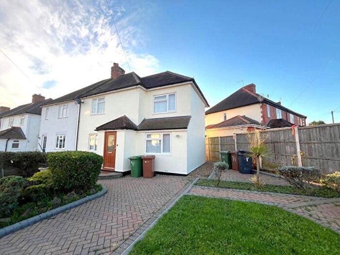 3 Bedroom Property To Rent In Gloucester Road, Guildford, GU2