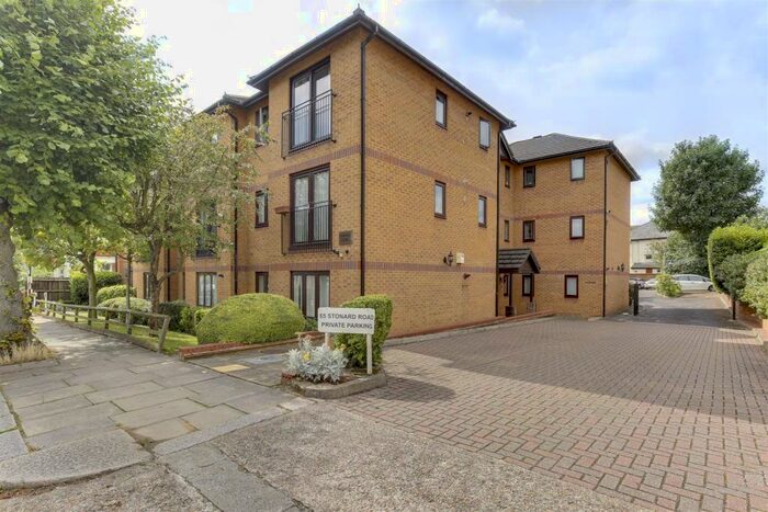 1 Bedroom Flat To Rent In Stonard Road, Palmers Green, N13