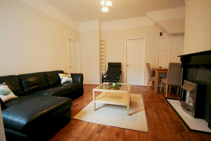 2 Bedroom Flat To Rent In Sixth Avenue, Heaton, NE6