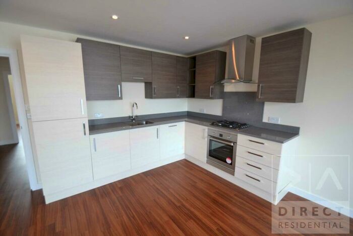 2 Bedroom Apartment To Rent In West Street, Epsom, KT18