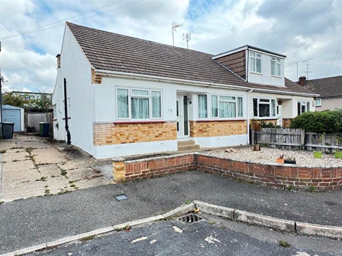 2 Bedroom Semi-Detached Bungalow For Sale In Winbrook Close, Rayleigh, SS6