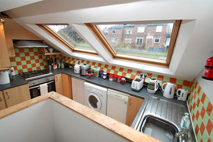 5 Bedroom Flat To Rent In Springbank Road, Sandyford, Newcastle Upon Tyne, NE2