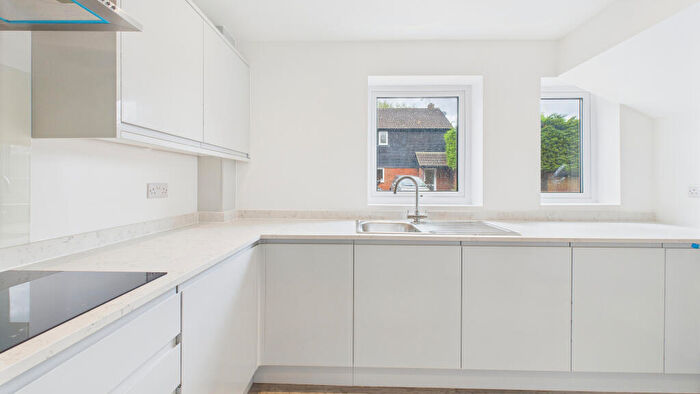 4 Bedroom Detached House For Sale In Cosy Corner, Aston Clinton, Aylesbury, Buckinghamshire, HP22