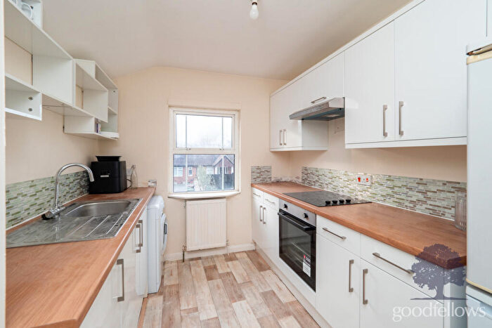 1 Bedroom Apartment To Rent In West Street, Carshalton, Surrey, SM5