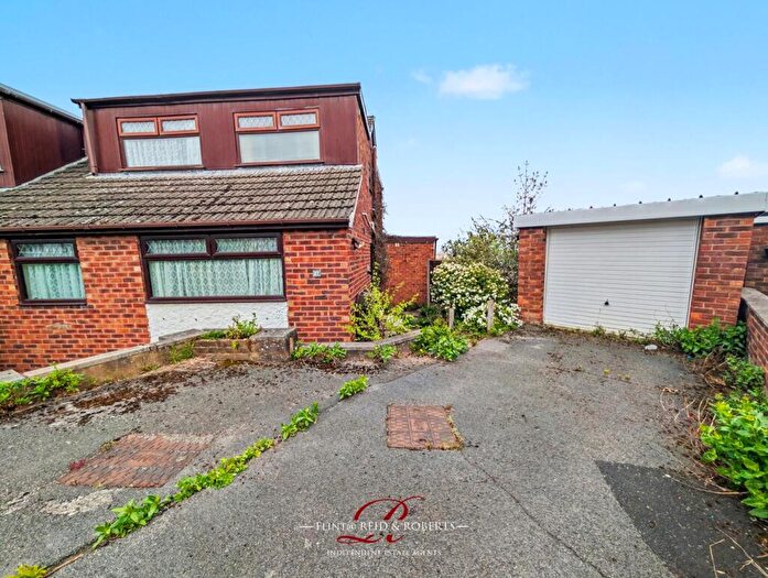 4 Bedroom Semi-Detached Bungalow For Sale In Romans Way, Bagillt, CH6