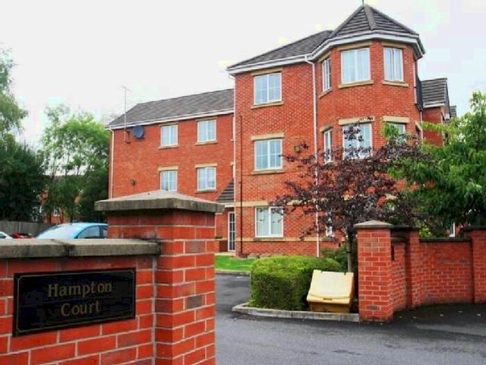 Houses for sale & to rent in SK8 3PW, Wilmslow Road, Heald Green Cheadle