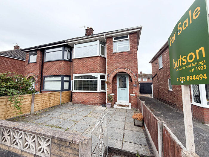 3 Bedroom Semi-Detached House For Sale In Hastings Avenue, Blackpool, FY2