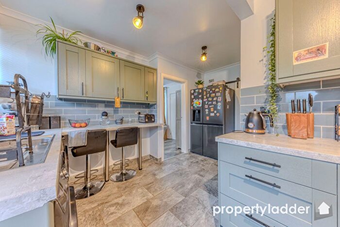 3 Bedroom End Of Terrace House For Sale In Cavell Road, Norwich, NR1