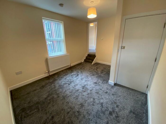 1 Bedroom Apartment To Rent In Clifton Street, Lytham St Annes, FY8