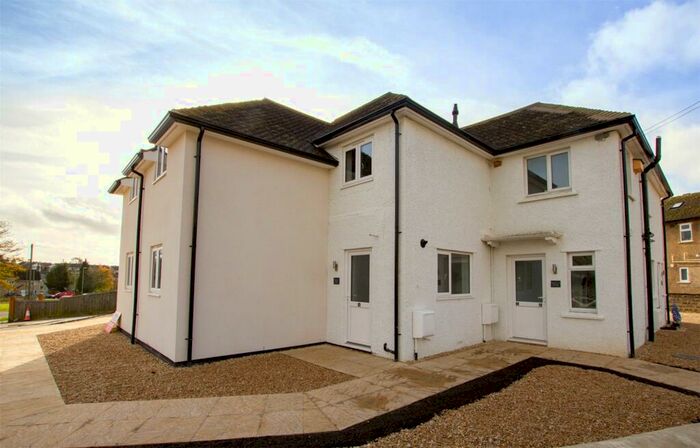 1 Bedroom Apartment To Rent In Hailey Road, Witney, OX28