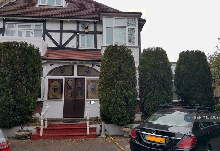 1 Bedroom Flat To Rent In Brighton Road, Purley, CR8