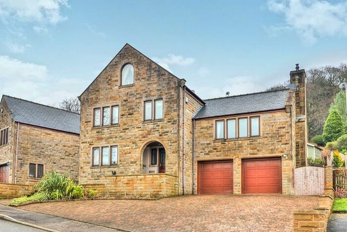 5 Bedroom Detached House To Rent In Badger Wood, Todmorden, Lancashire OL14