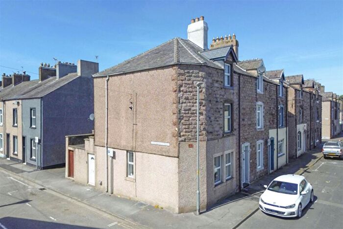 3 Bedroom End Of Terrace House To Rent In Gladstone Street, Workington, CA14