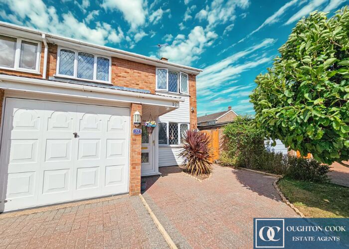 3 Bedroom Semi-Detached House For Sale In Melrose Avenue, Bedworth, CV12