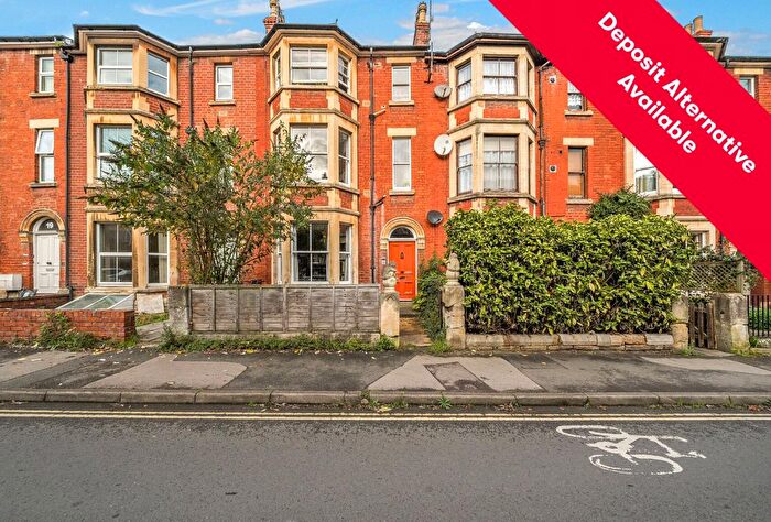 1 Bedroom Flat To Rent In Lansdown, Stroud, Glouestershire, GL5