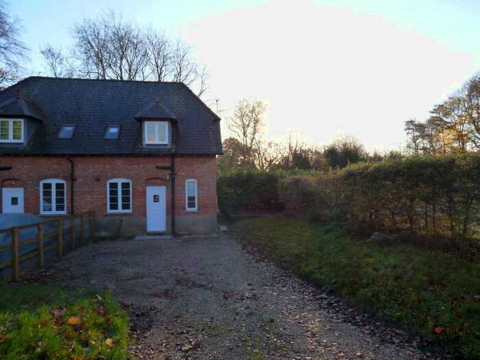 2 Bedroom Semi-Detached House To Rent In Hareby Lane, Hareby, Spilsby, PE23