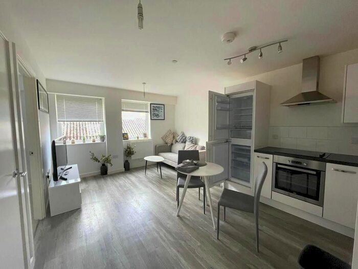 1 Bedroom Flat For Sale In Eastgate Street, Stafford, ST16