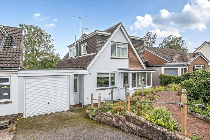 3 Bedroom Detached House For Sale In Okefield Road, Crediton, Devon, EX17