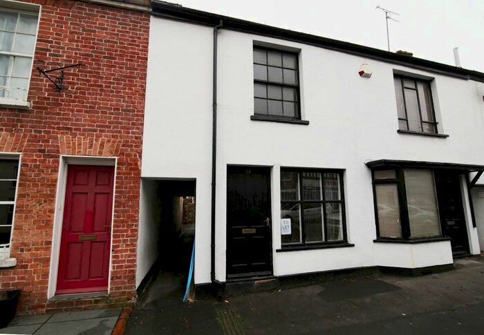 2 Bedroom Terraced House To Rent In High Street, Wellington, TA21