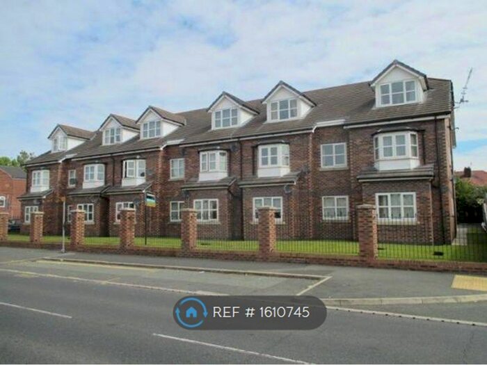 2 Bedroom Flat To Rent In Wallace Court, Liverpool, L36