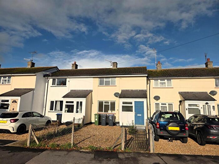 2 Bedroom Semi Detached House For Sale In Newcroft Road, Calne, SN11