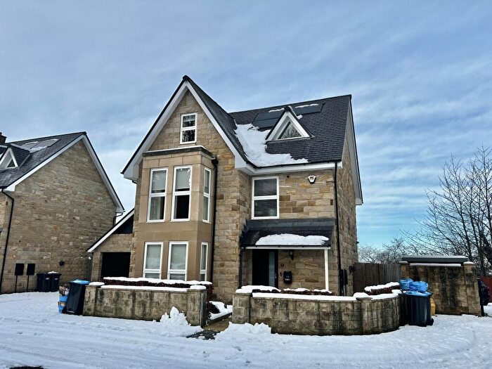 5 Bedroom Detached House To Rent In Connaught Court, Harrogate, HG1
