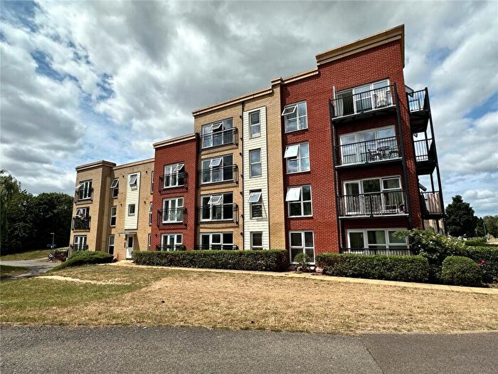 2 Bedroom Apartment For Sale In Broadhurst Place, Basildon, Essex, SS14