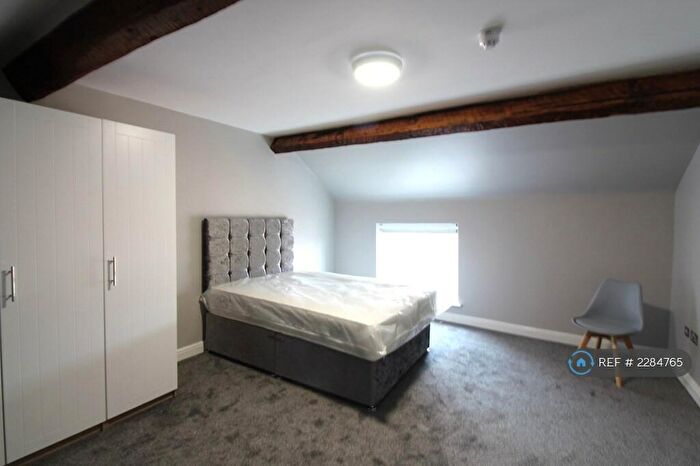 6 Bedroom Terraced House To Rent In Burscough Street, Ormskirk, L39