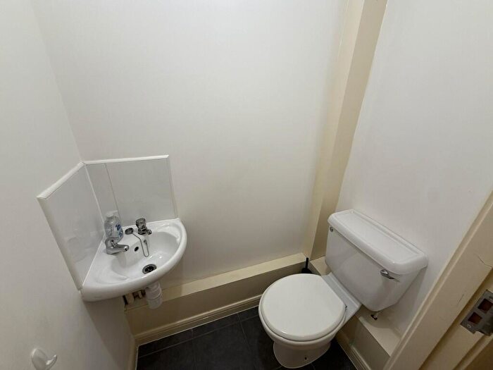 1 Bedroom Apartment To Rent In High Street, Manchester, M4