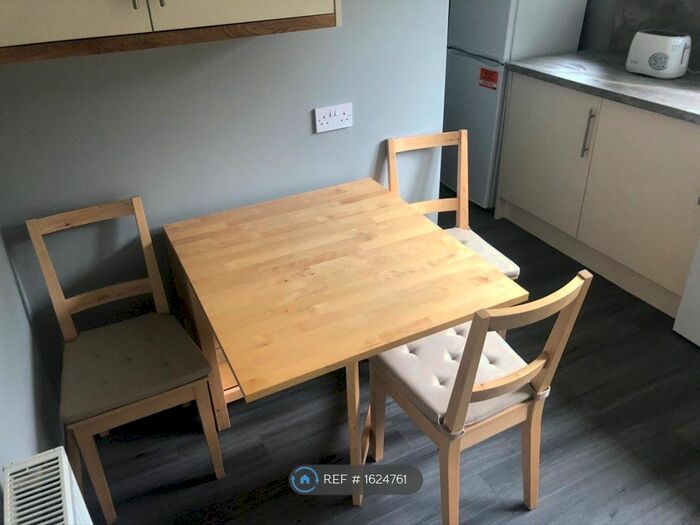 2 Bedroom Flat To Rent In Main Street, Guardbridge, St. Andrews, KY16