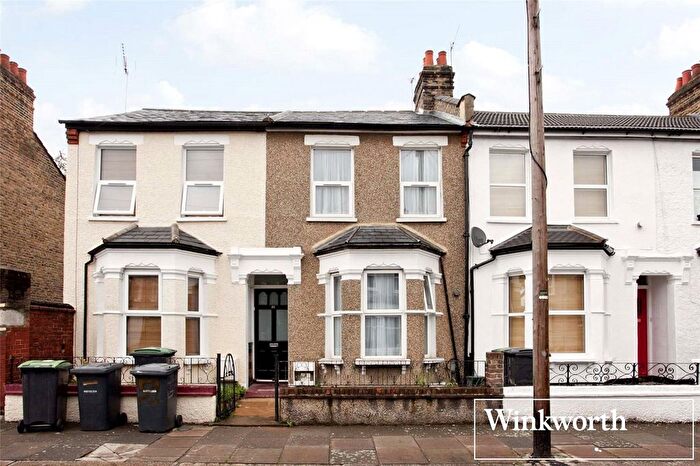 3 Bedroom Terraced House To Rent In Conway Road, London, N15