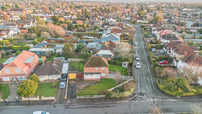 3 Bedroom Detached House For Sale In Edith Road, Maidenhead, SL6