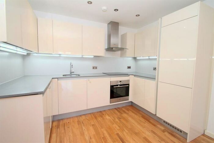 2 Bedroom Flat To Rent In Dumayne House, Fox Lane, N13