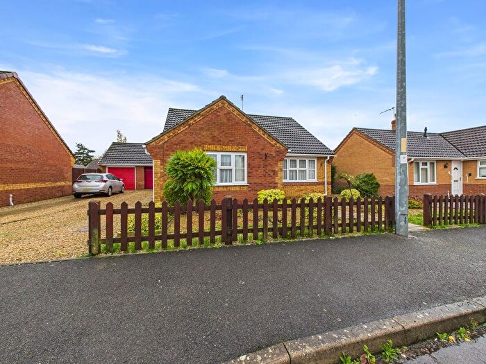 2 Bedroom Detached Bungalow For Sale In Greenwich Close, Downham Market, PE38