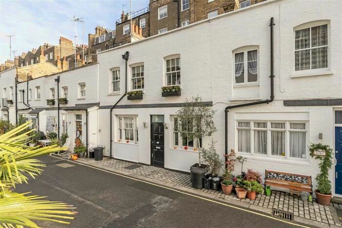 2 Bedroom Property To Rent In Gloucester Place Mews, London, W1U