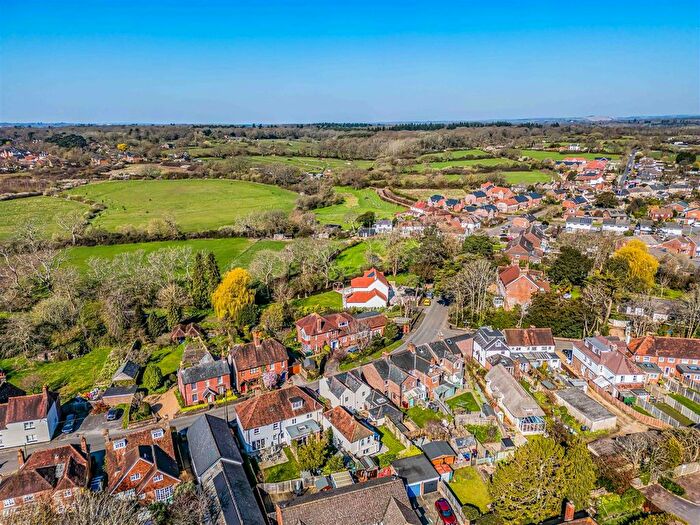 2 Bedroom Detached House For Sale In North Street, Westbourne, PO10