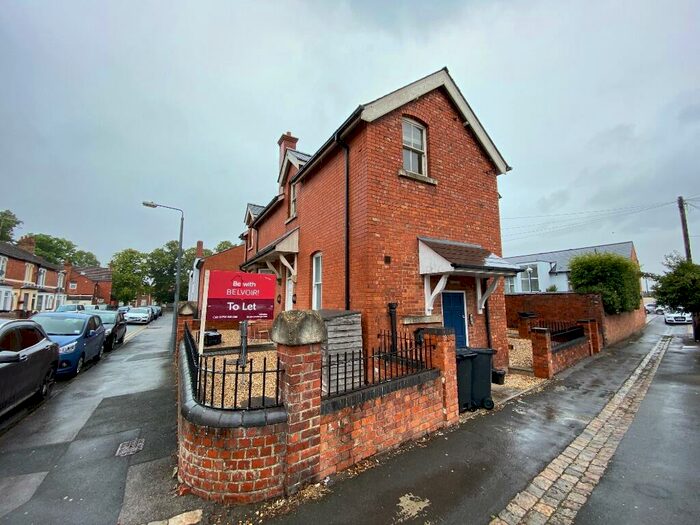 2 Bedroom Flat To Rent In Lincoln Street, Old Town, Swindon, SN1