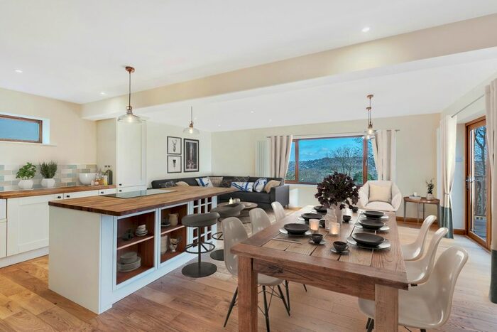 4 Bedroom Detached House To Rent In Wayland Avenue, Brighton BN1