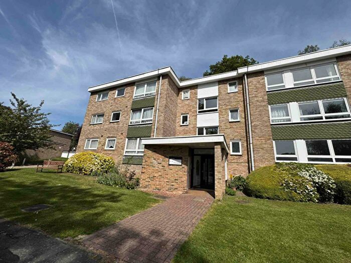 1 Bedroom Flat To Rent In By The Wood, Watford, WD19
